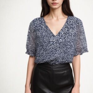 J.Crew V-Neck Puff-Sleeve floral top ❤️